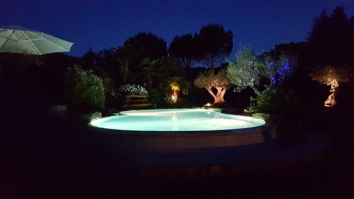 Au Pays De Cezanne Picasso & Matisse Lejlighed Aix-en-Provence Eksteriør billede